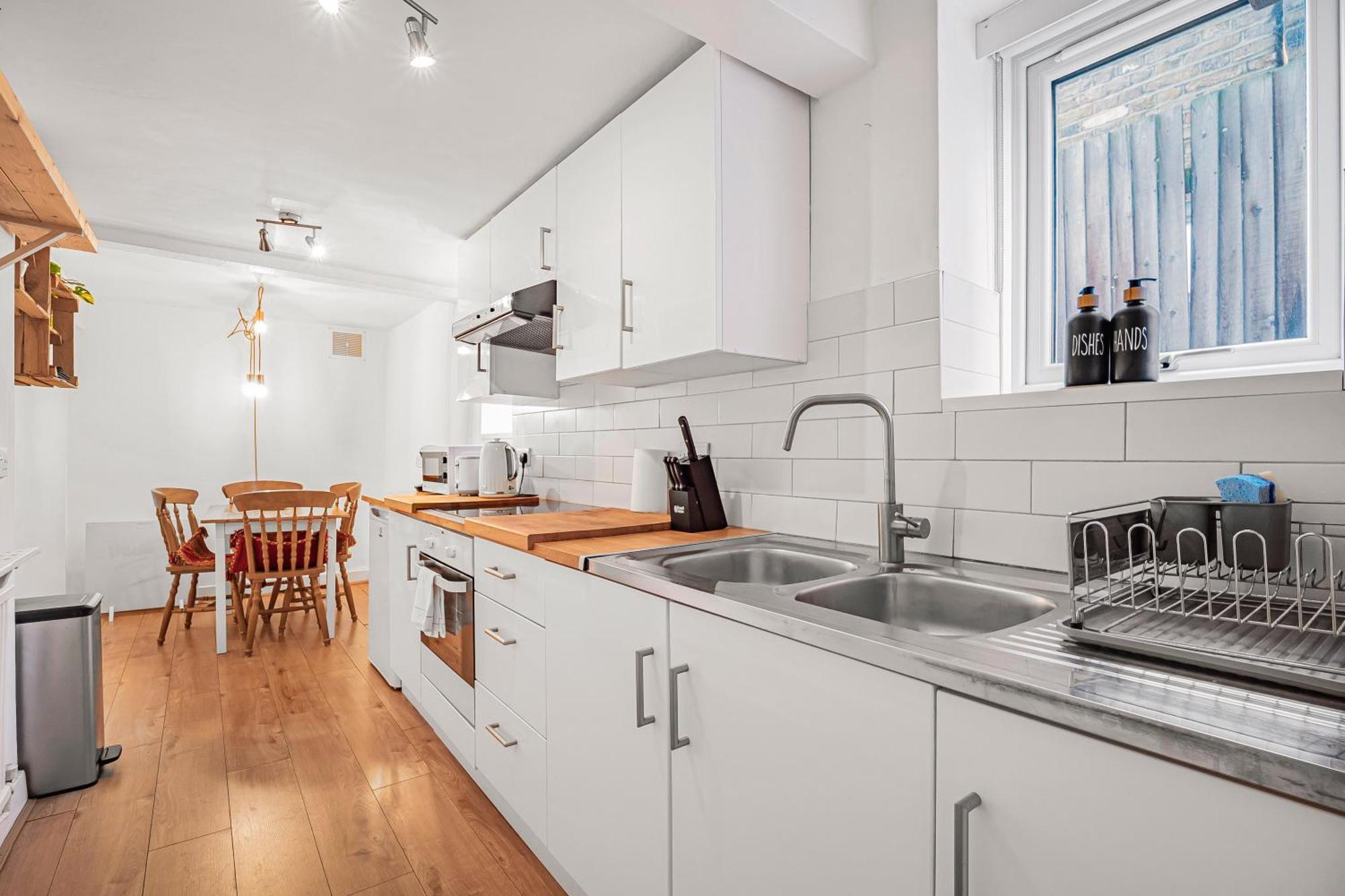 Pass The Keys Private Garden Apartment By Tulse Hill Station 伦敦 外观 照片